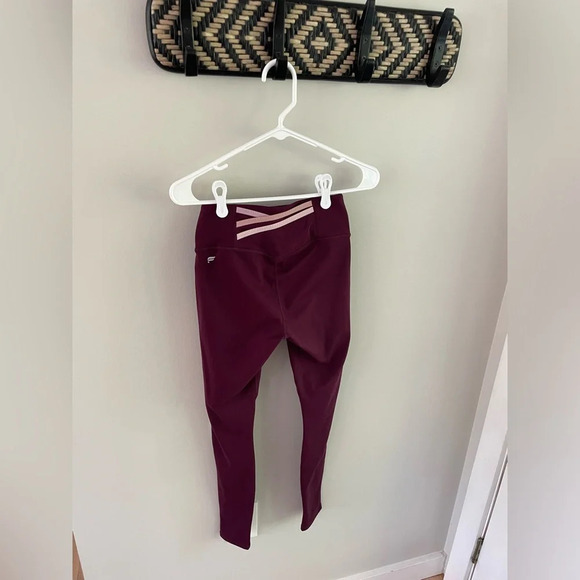 Fabletics Trinity Leggings - Purple - Size Small - EUC! - Picture 6 of 8